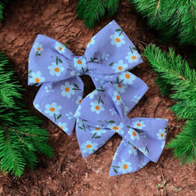 Load image into Gallery viewer, Daisy Sailor Bow