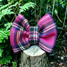 Load image into Gallery viewer, Falkirk Tartan