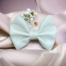 Load image into Gallery viewer, Ivory Wedding Bow