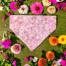 Load image into Gallery viewer, Petite Fleur