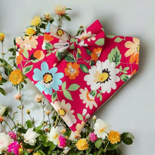 Load image into Gallery viewer, Floral