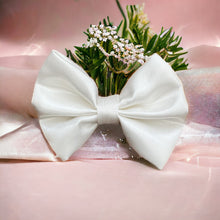 Load image into Gallery viewer, Ivory Wedding Bow