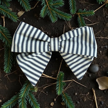 Load image into Gallery viewer, Navy Stripe Sailor Bow
