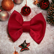 Load image into Gallery viewer, Silk Bow Red