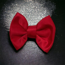 Load image into Gallery viewer, Silk Bow Red