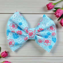 Load image into Gallery viewer, Spring Floral Blue