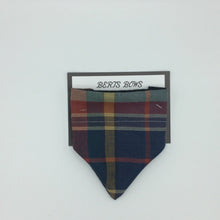 Load image into Gallery viewer, Strathtay Plaid Moulinearn