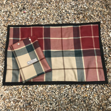 Load image into Gallery viewer, Highland Plaid Finovan Sit Mat